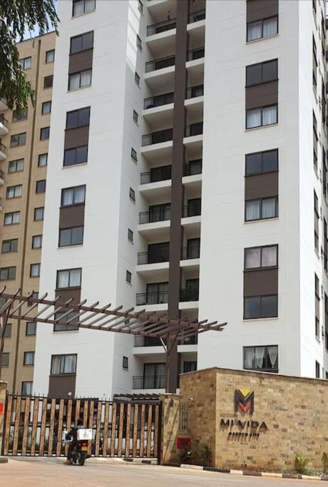 Armonia 2 Bdrm Apt/gym/poolview/wi-fi/netflix